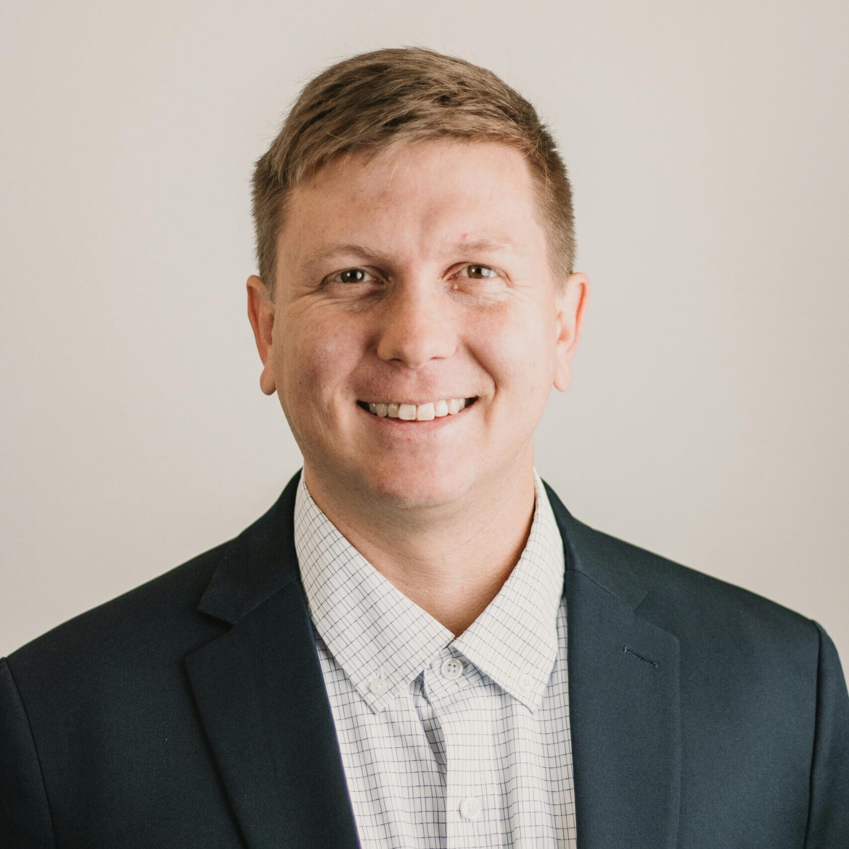Headshot photo of Mr Andrew Clarke